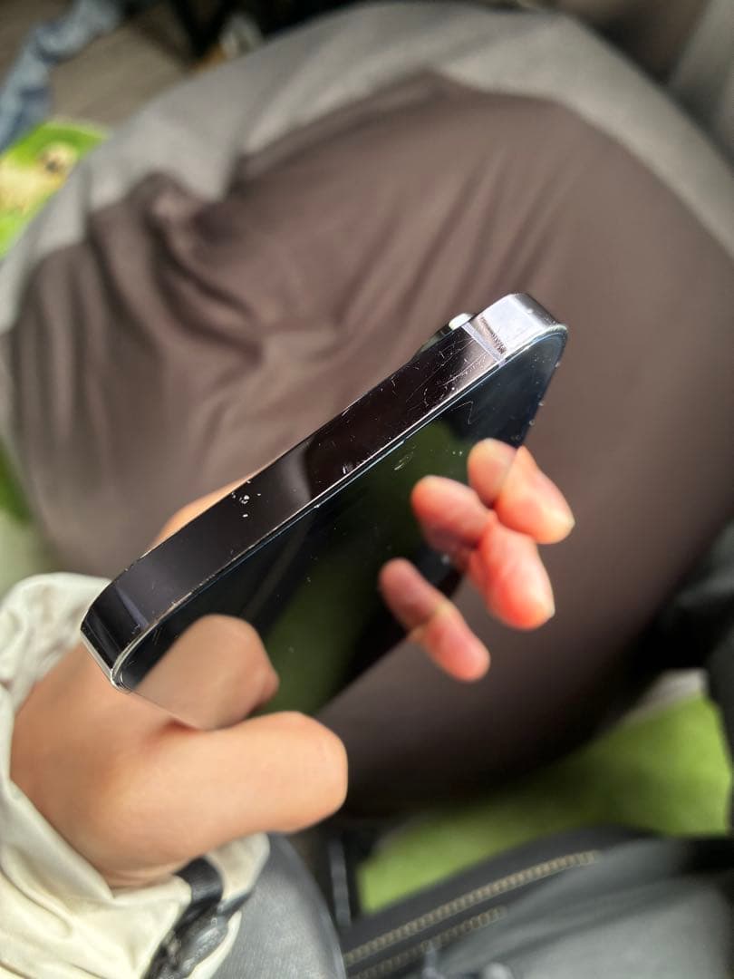 iPhone 14 Pro Max ディープパープル