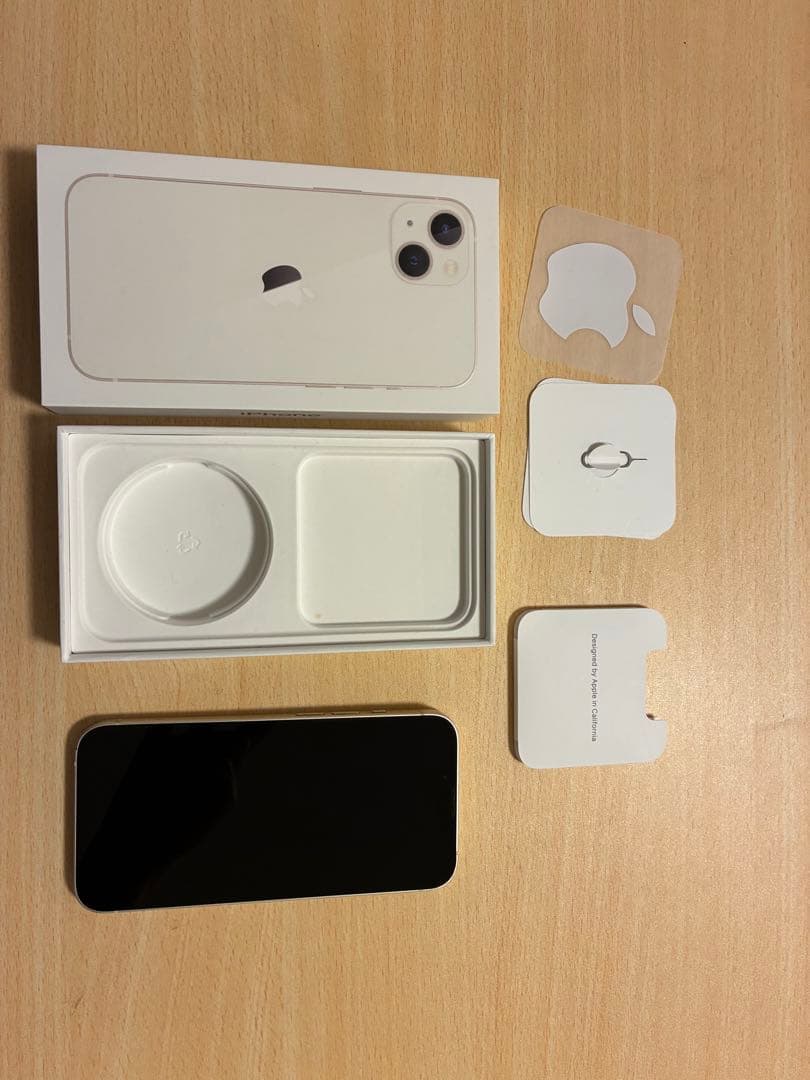 iPhone 13 128G（Starlight）　SIMフリー