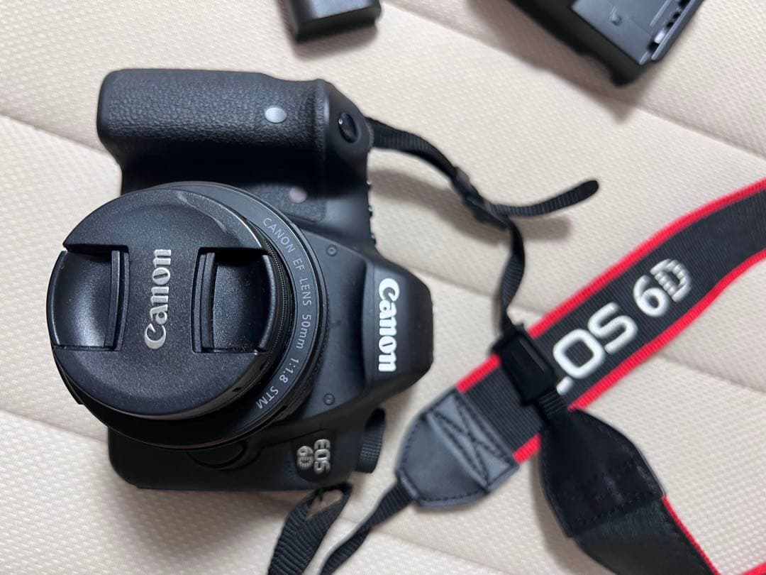 Canon EOS 6D 一眼レフカメラ 本体と付属品