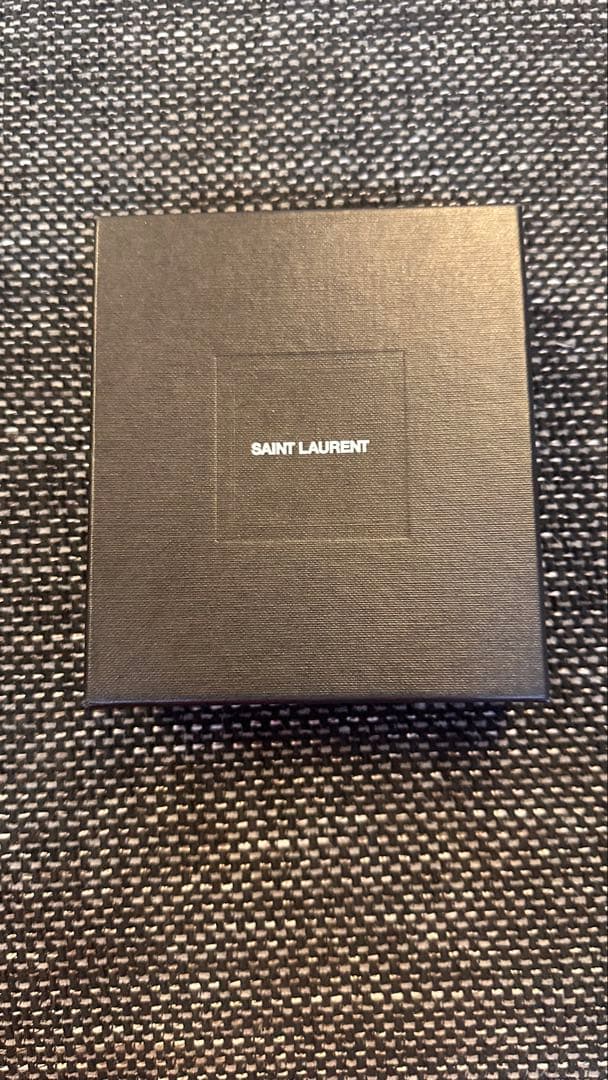 サンローラン　ピアス