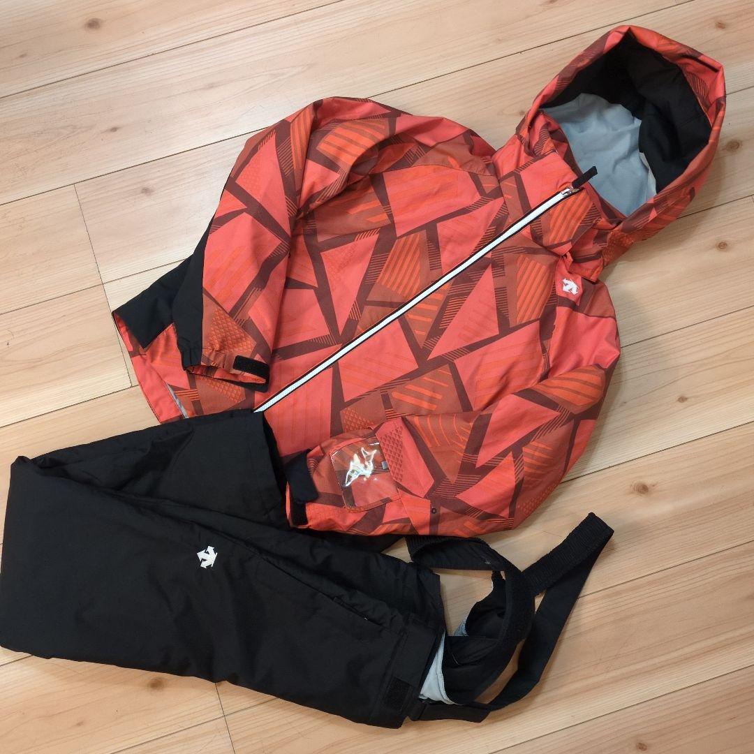 極美品　DESCENTE デサント スキーウェア 150 キッズ