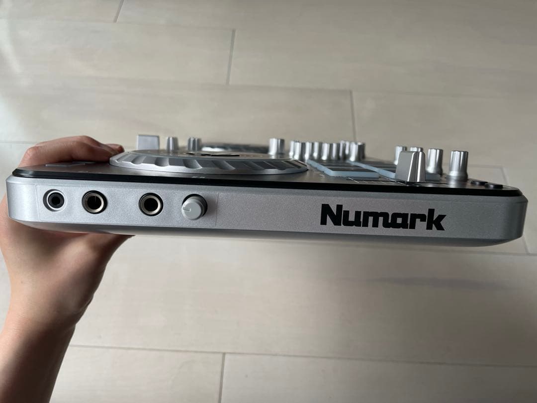 DJ機材 Numark Mixtrack Pro II