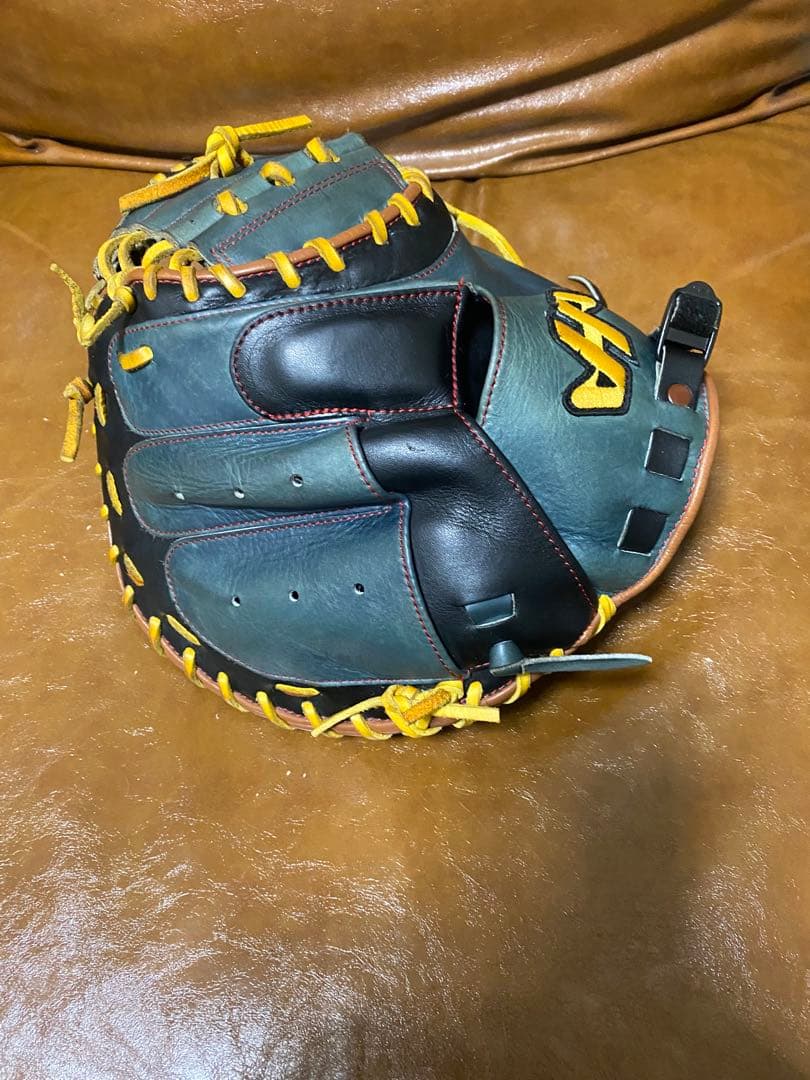 ハタケヤマ　軟式　キャッチャーミット　伊藤モデル