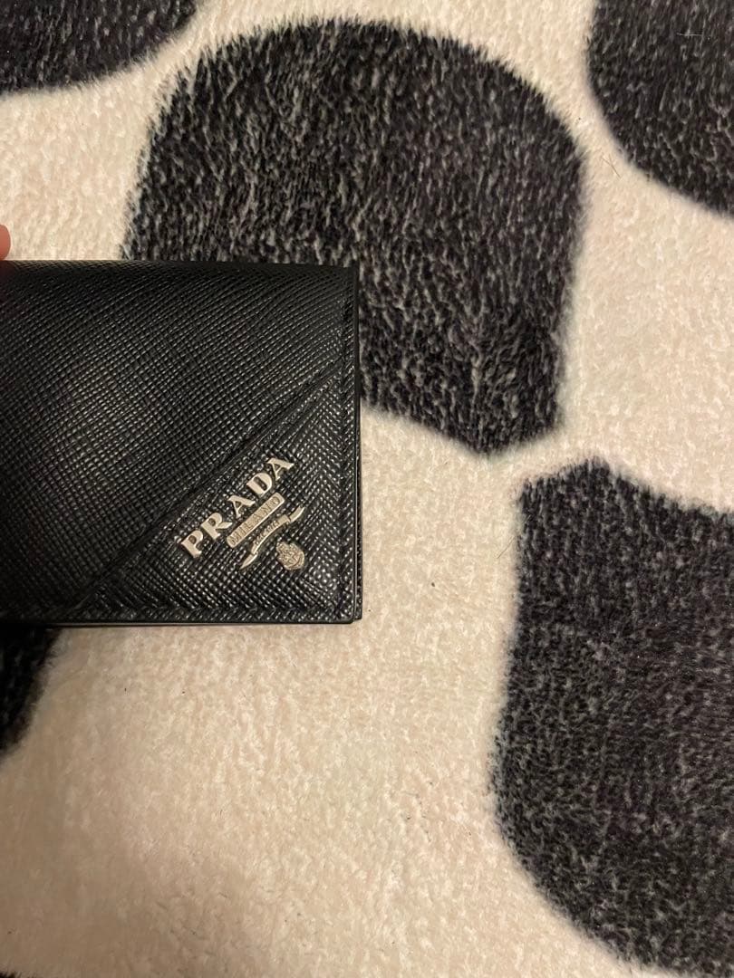 PRADA ブラック サフィアーノレザー 名刺入れ
