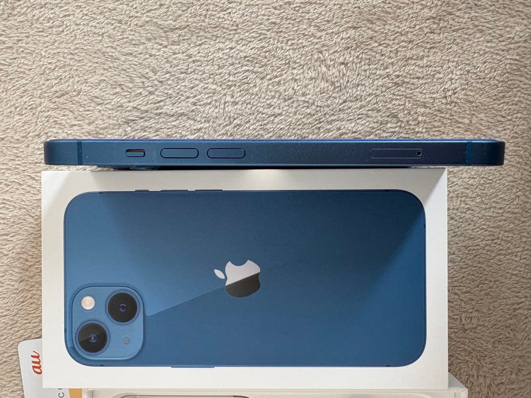 【美品】Apple iPhone 13 256GB ブルー