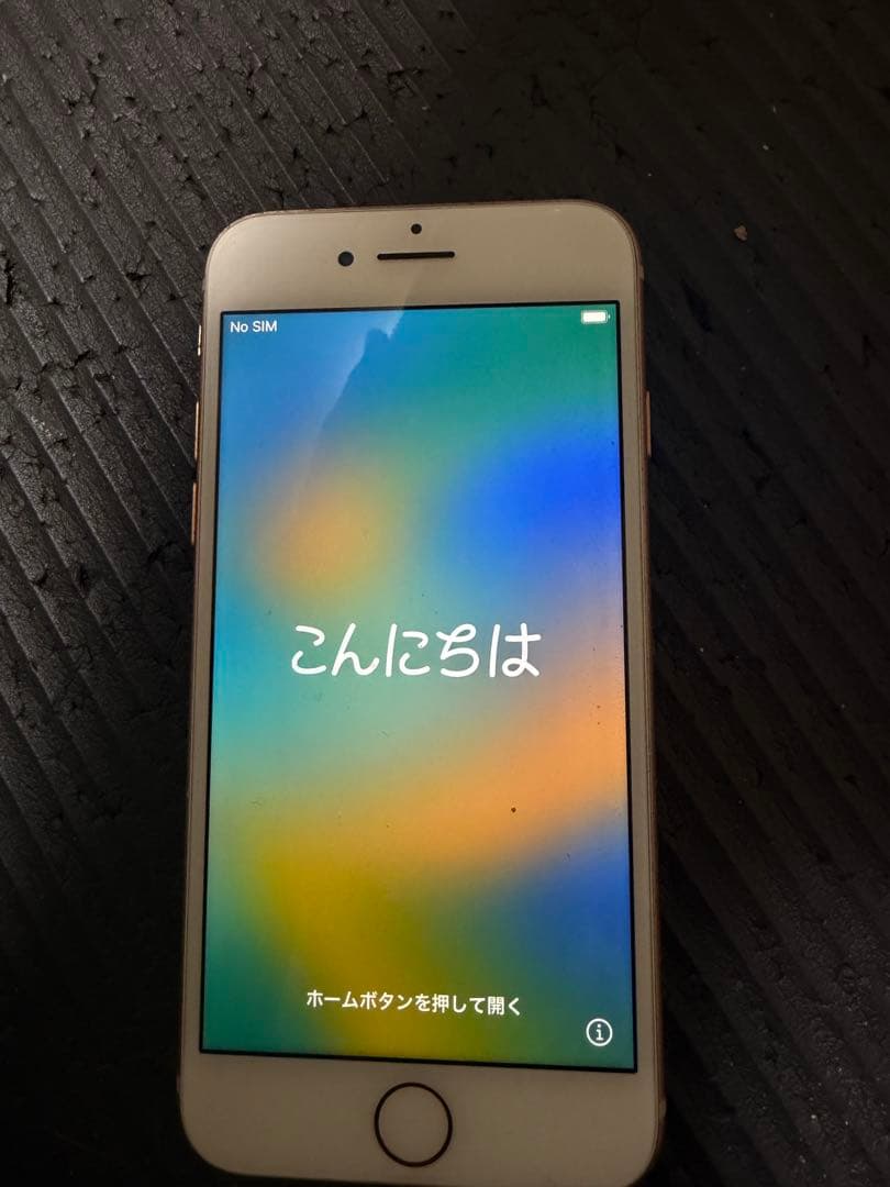 iPhone 8 64GB SIMロックなし 初期化済み背面割れあり 動作確認済