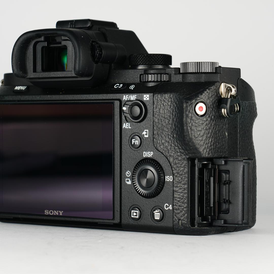 未使用級！SONY α7II完全セット489回 フルサイズデビューに最適