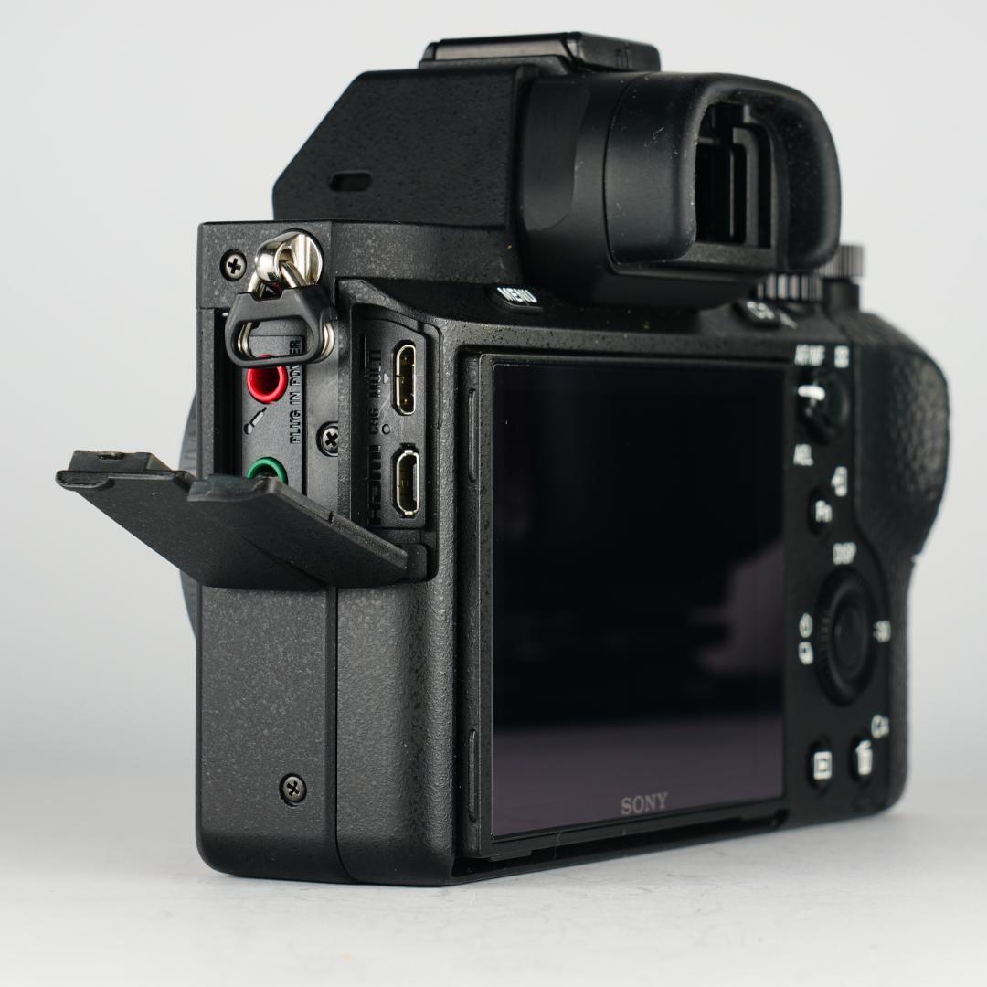 未使用級！SONY α7II完全セット489回 フルサイズデビューに最適