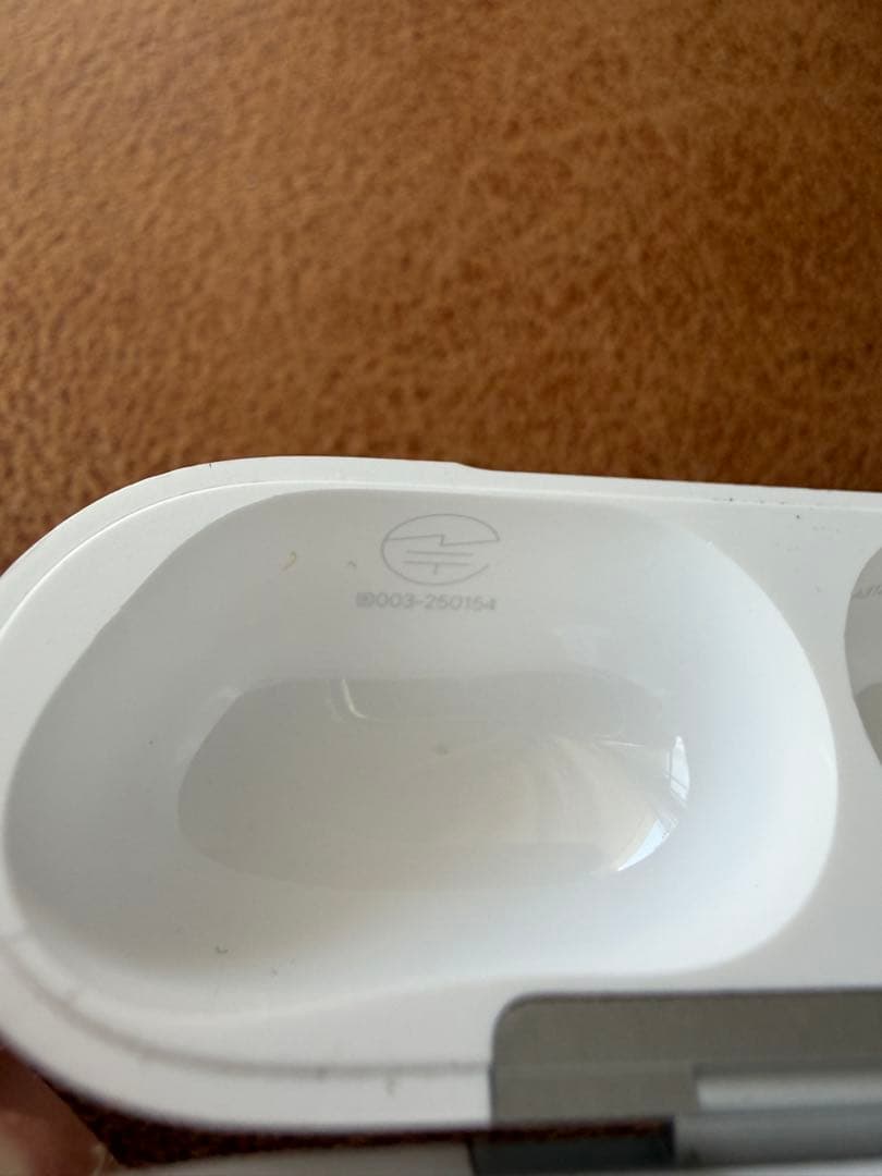 （純正）Apple AirPods Pro 3 ケース