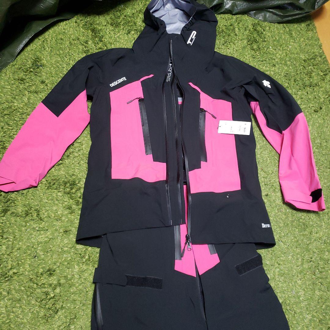 DESCENTE スキーウェア(上下) 黒/ピンク