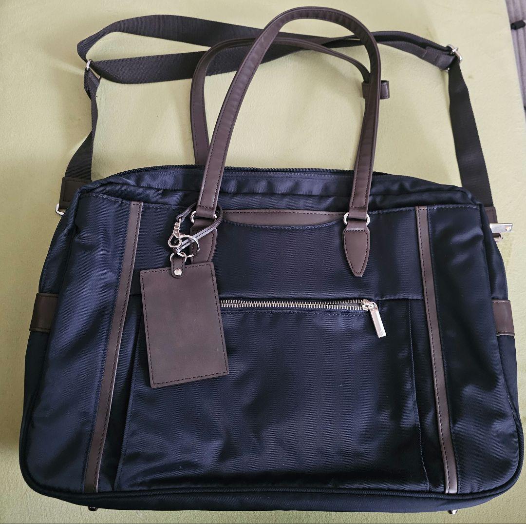 ace. ネイビー ビジネスバッグ