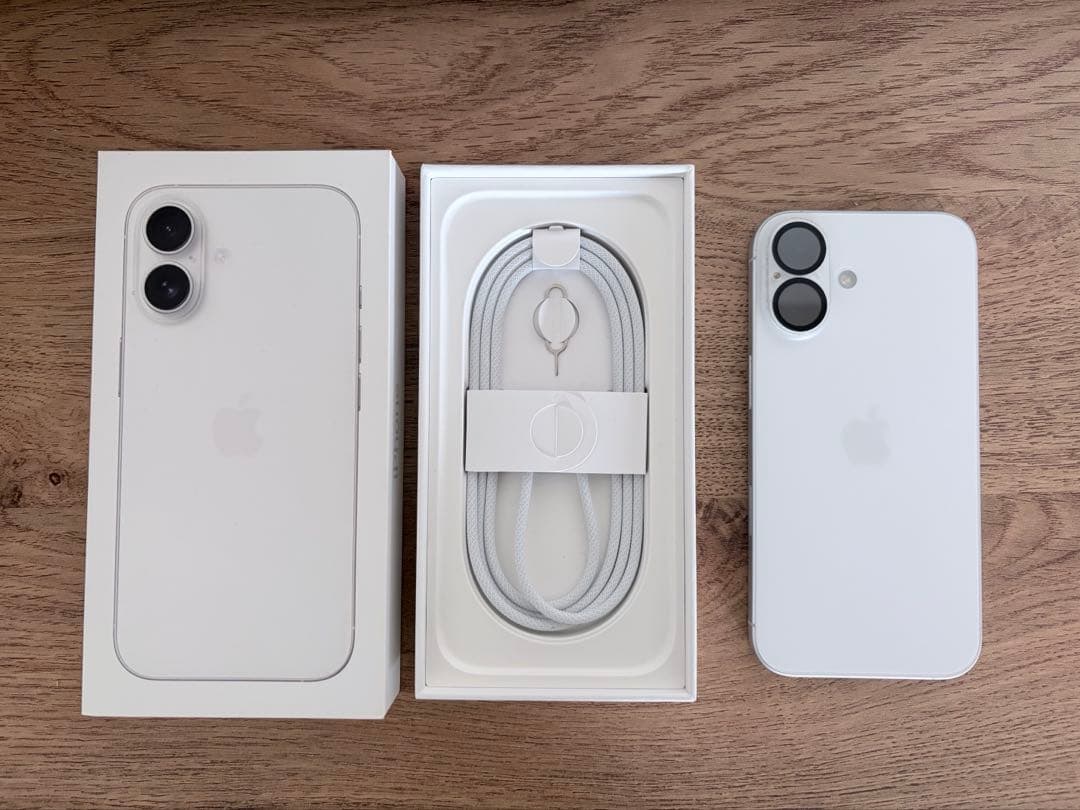 超美品 iPhone16 無印 128gb ホワイト 本体SIMフリー