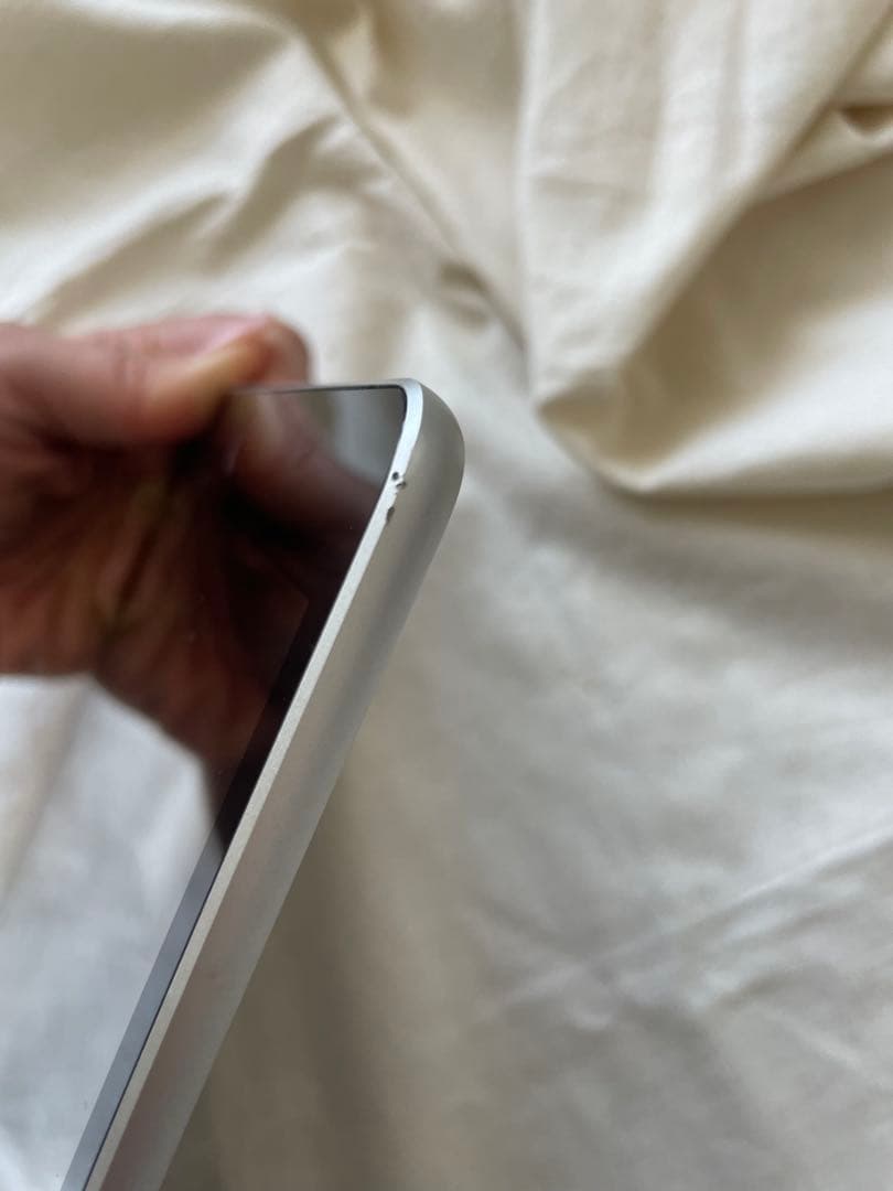 iPad第9世代 10.2型 Wi-Fi 64GB シルバー