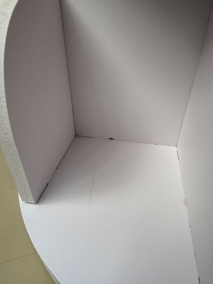 円柱型ホワイト4段本棚