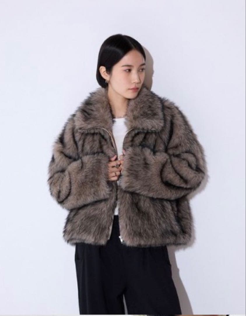 【値下げ本日発送】新作 大人気カラーJEANASIS MIXカラーファーブルゾン