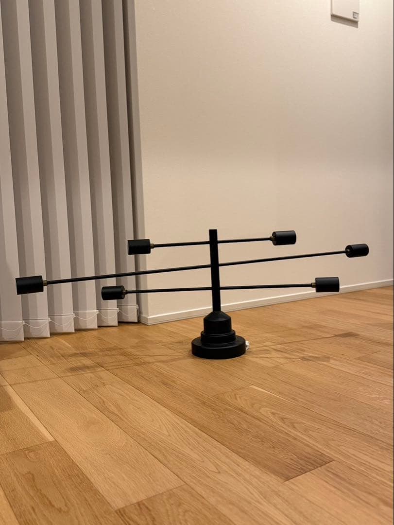 インターフォルムシーリングライト ブラック