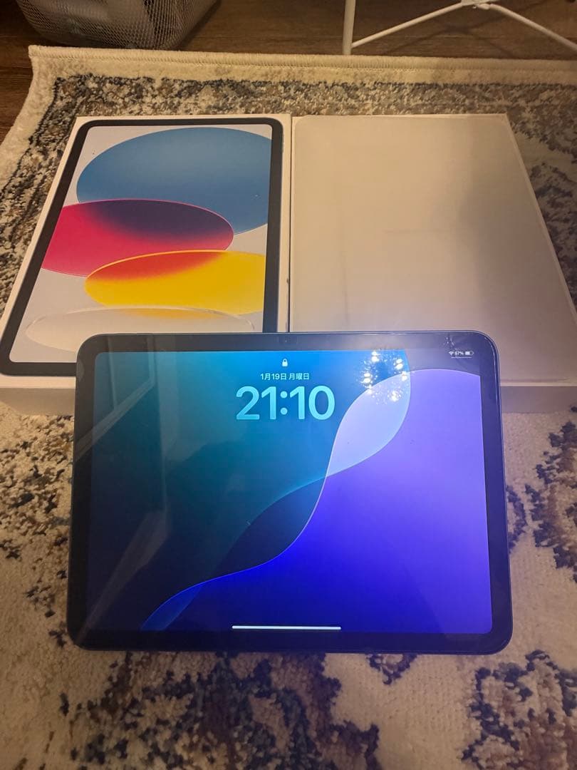 米国版　iPad 第10世代 64GB ブルー WiFi 画面保護フィルム付き