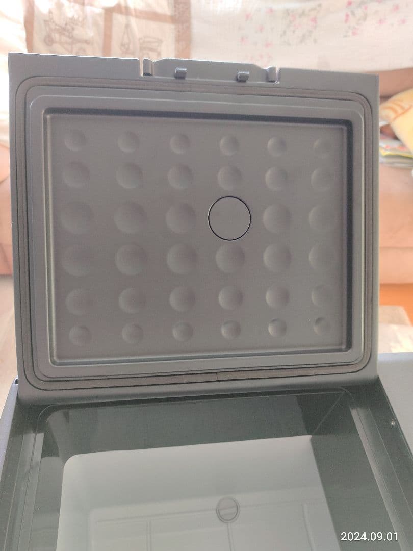 ポータブル冷蔵冷凍庫 IPD-4A-B 40Lオーヤマ