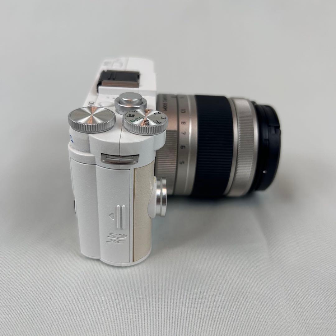 【美品】PENTAX ペンタックス Q-S1 ホワイト ミラーレス一眼