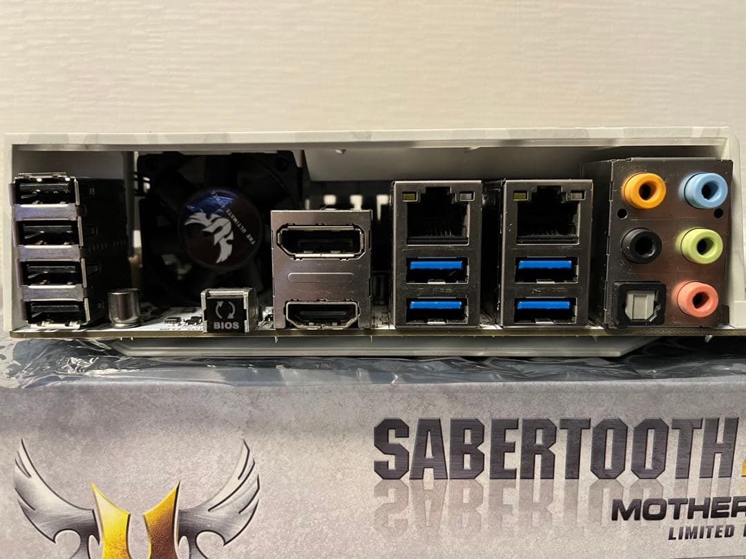 マザーボード ASUS Z97markS SABERTOOTH limited edition