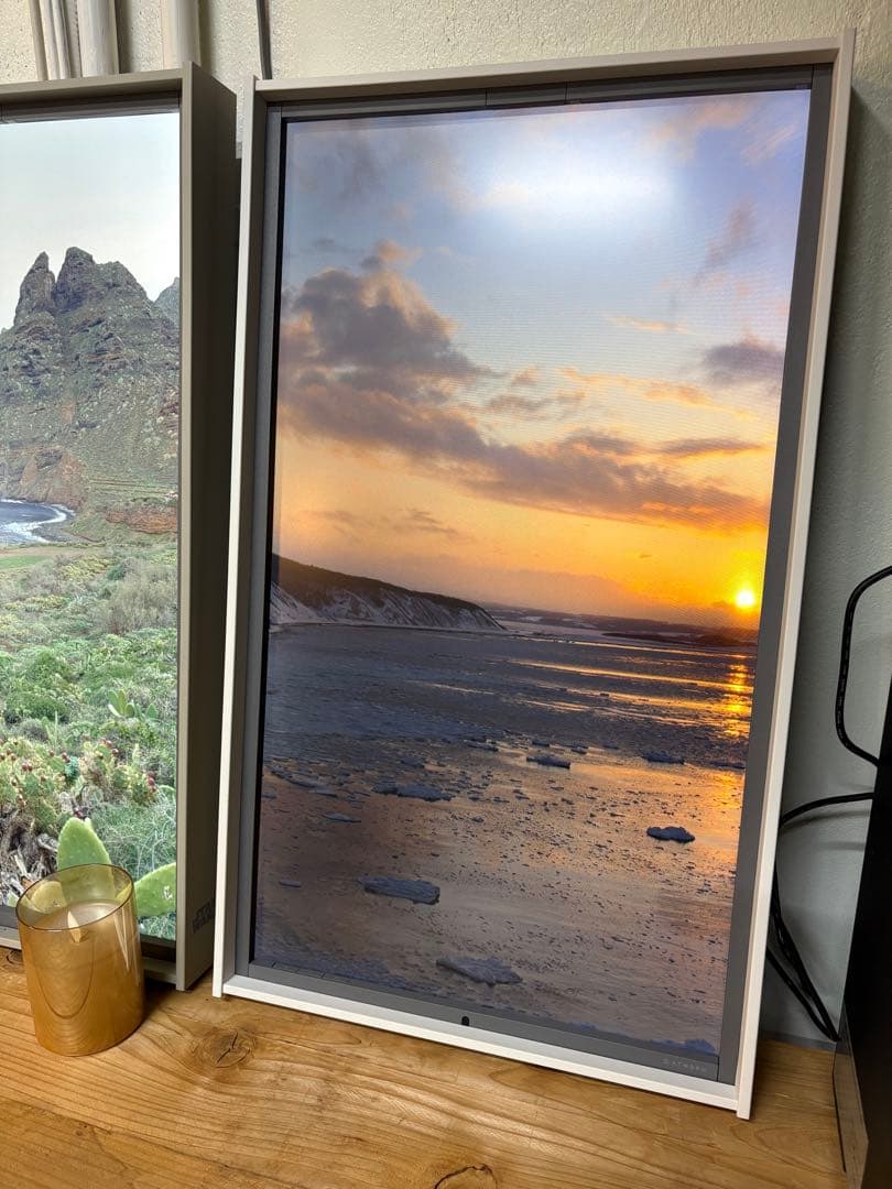 ディスプレイ・モニター本体 Atmoph Window2