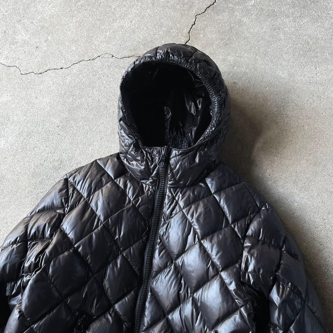 ジャケット・アウター DUVETICA diamond quilted down jacket