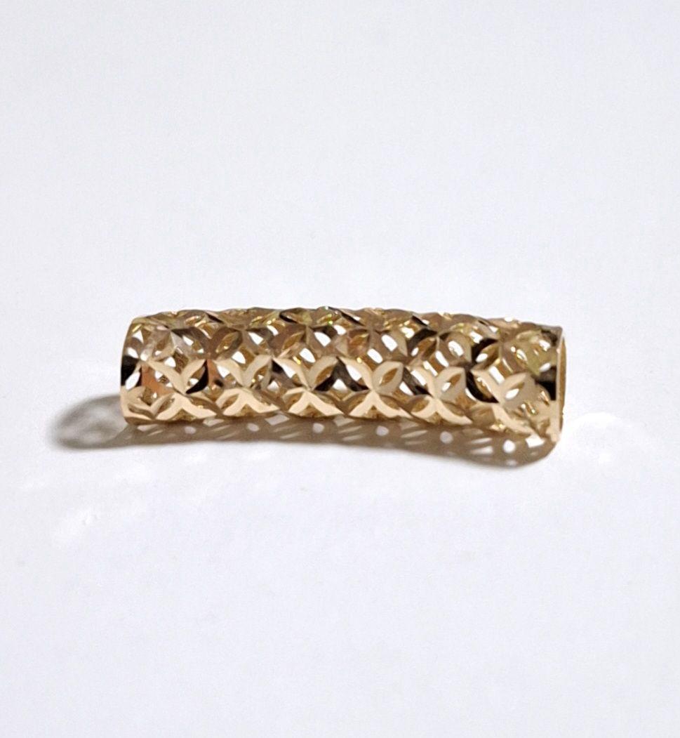 ウノアエレ UNOAERRE ネックレスチャーム 透かしチャーム