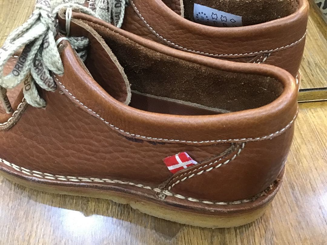 ダンスク(ダックフィート)555ＮＵＴ40新品定価¥42900