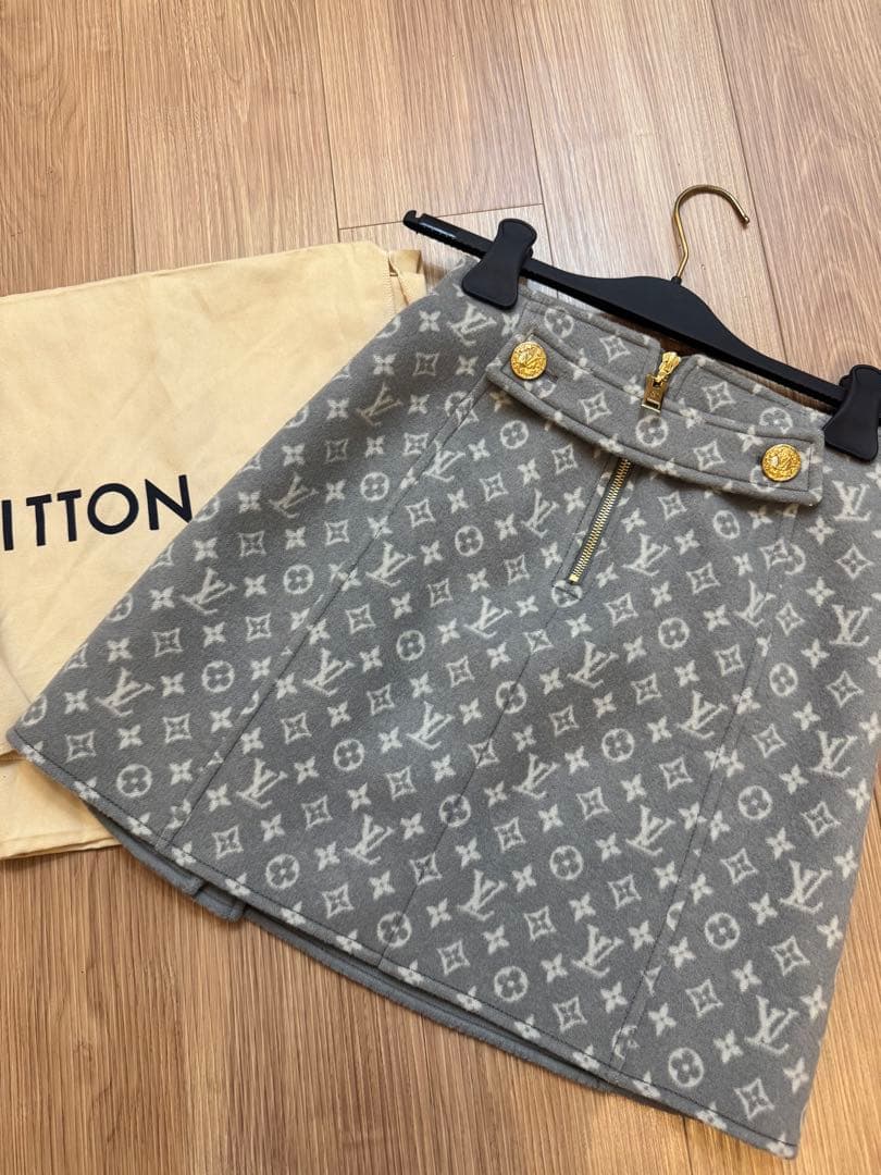【あみさん着用】LOUISVUITTONルイヴィトンモノグラムウールスカート
