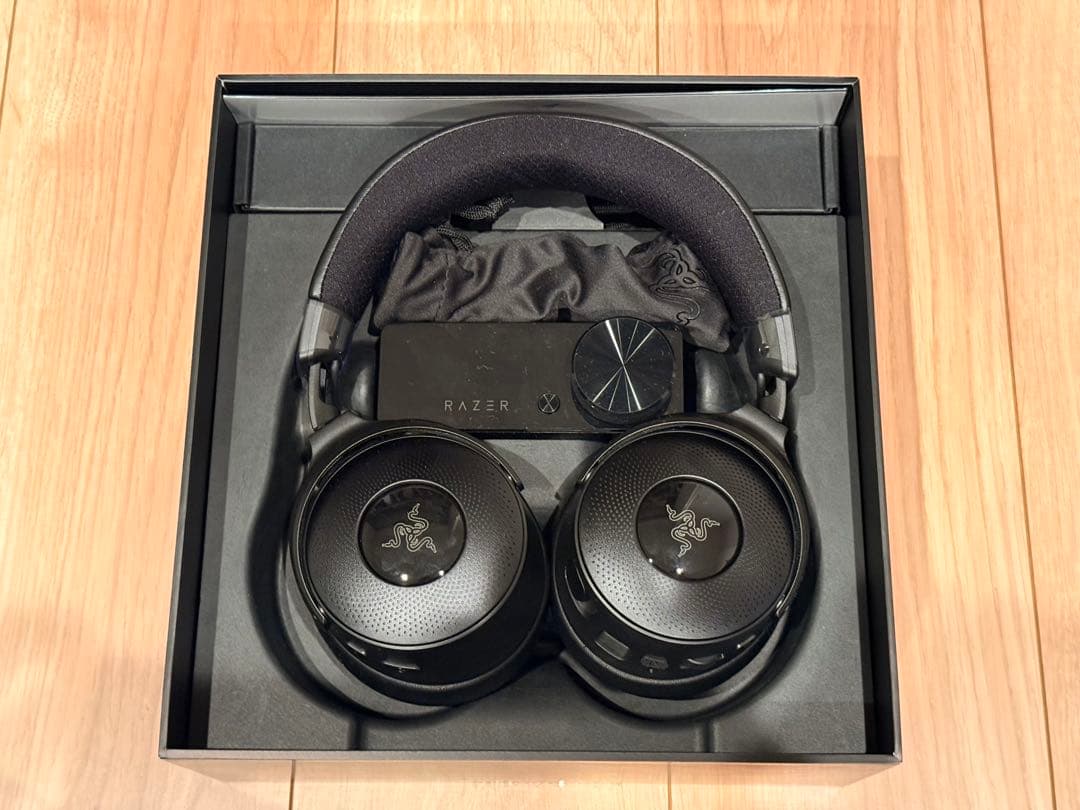 Razer Kraken V4 Pro ワイヤレスヘッドセット