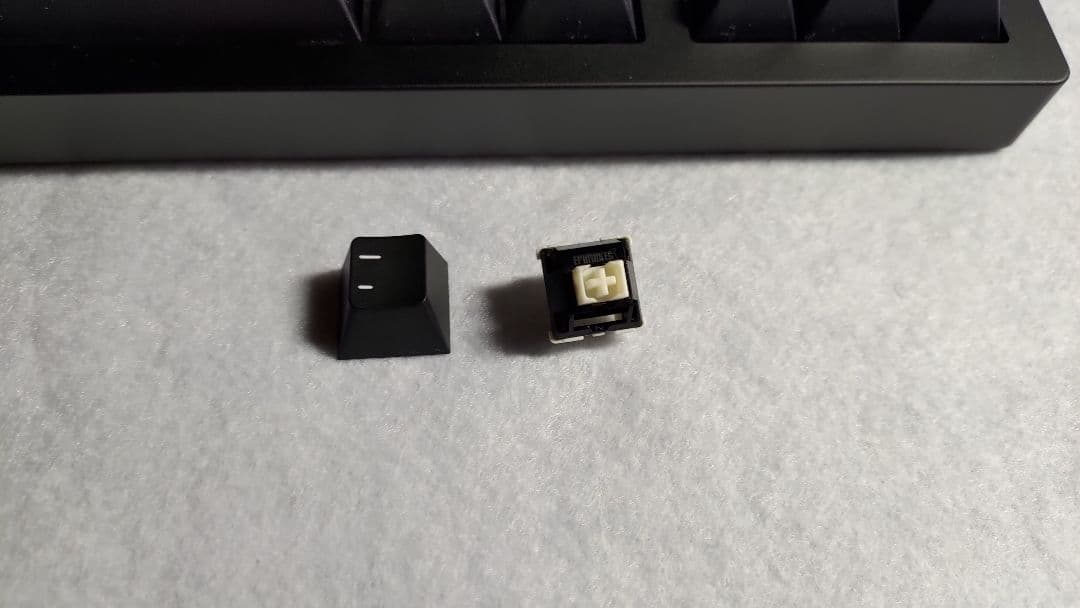 EPOMAKER P65 フルアルミメカニカルキーボード