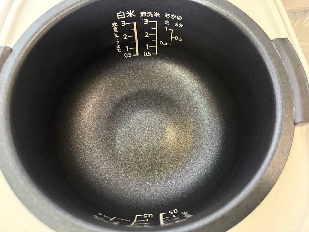 【高年式】2021年式 3合 0.54LSHARP 炊飯器 KS-F5E8-KW