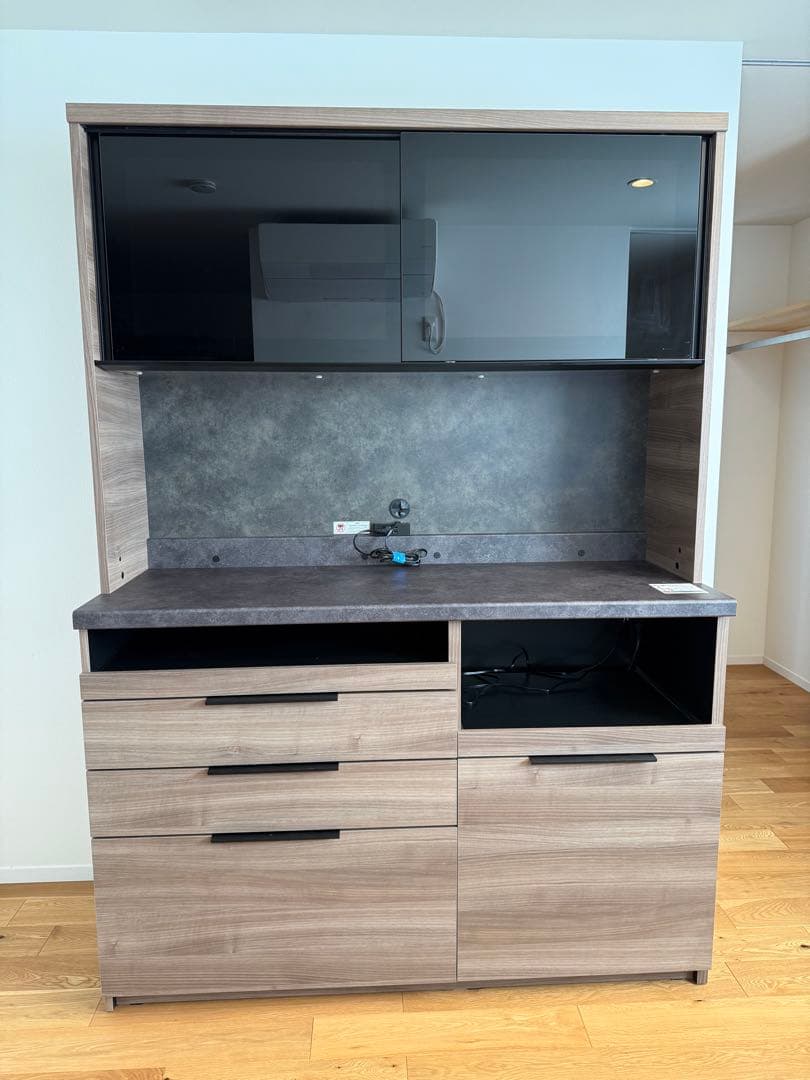 【定価20万円超】パモウナ 食器棚 140cm 日本製 引き出し天板付き 美品