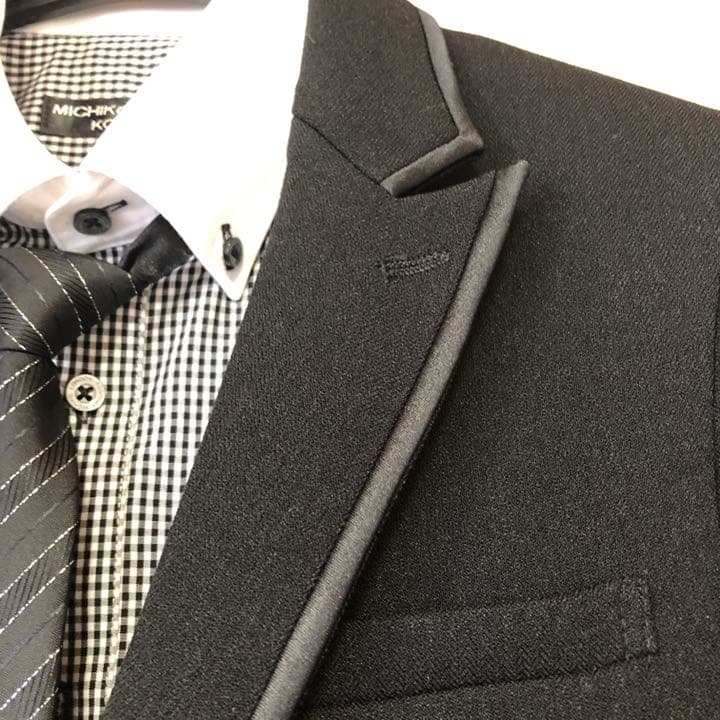 美品　フォーマル　ミチコロンドン　150　クリーニング　パイピング　男子　スーツ