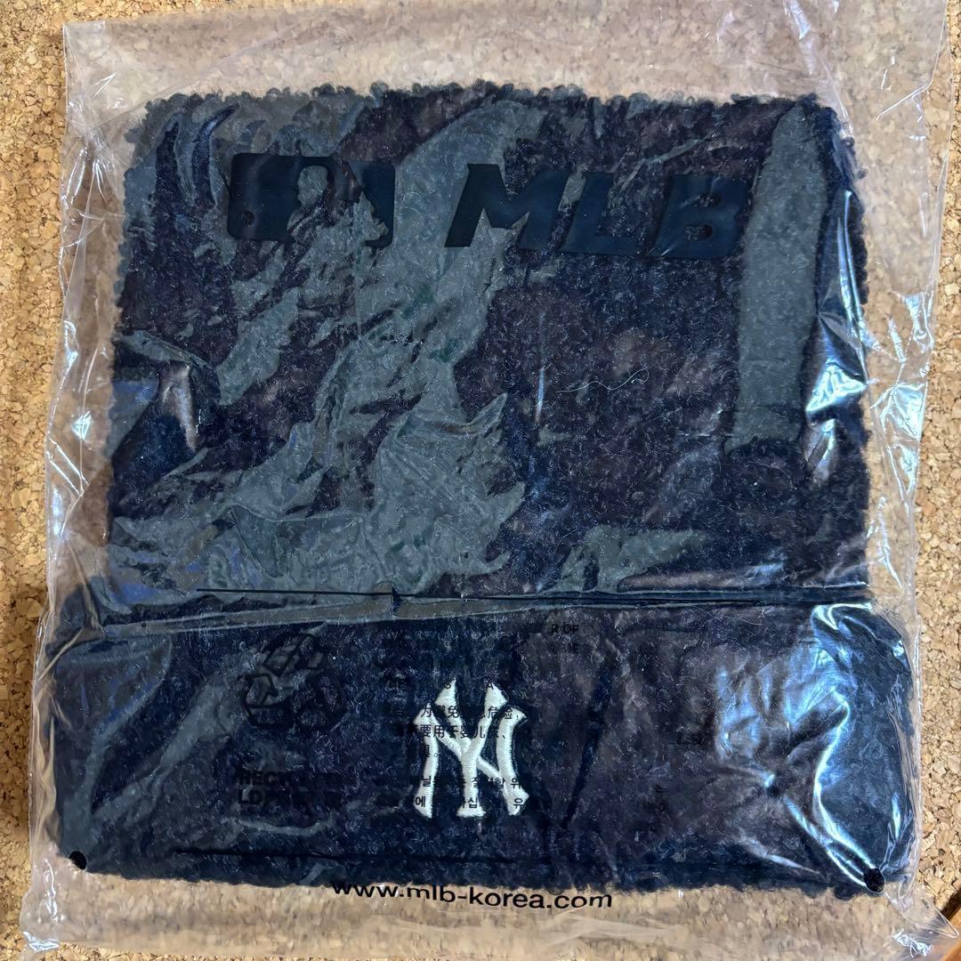 【新品】MLB 韓国限定 ビーニー 猫耳 ニット帽 カリナ着用 黒 紐なし