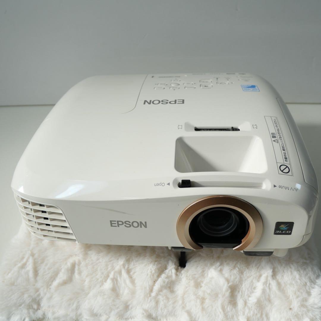 EPSON dreamio ホームプロジェクター　EH-TW5350
