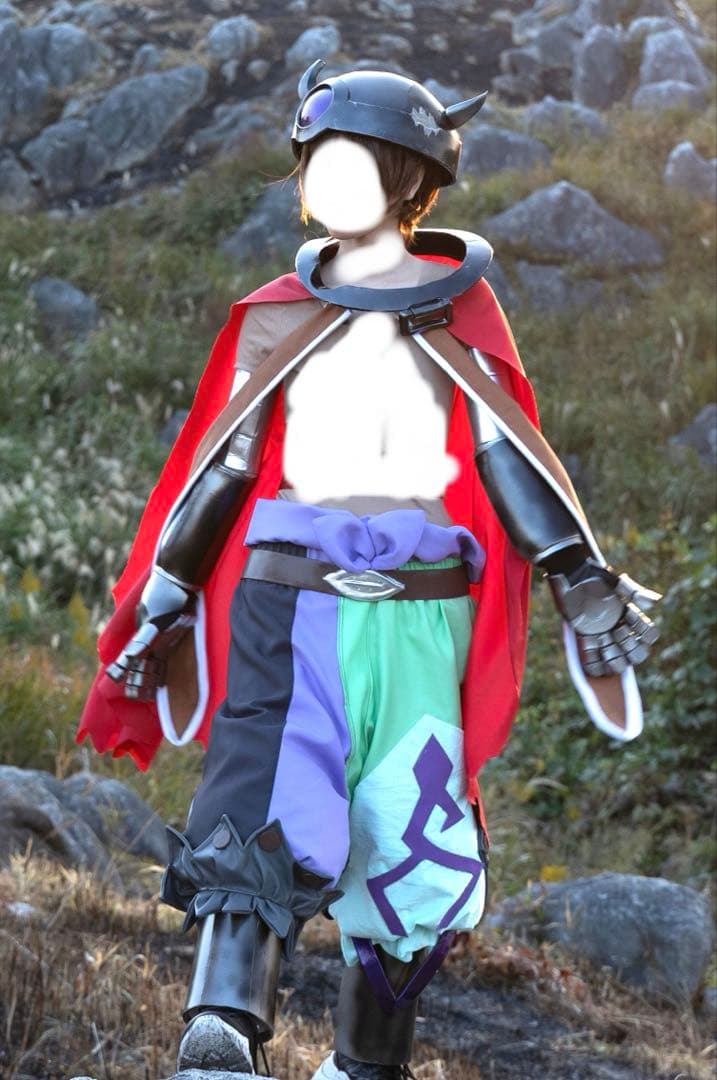 メイドインアビス　レグ　コスプレ