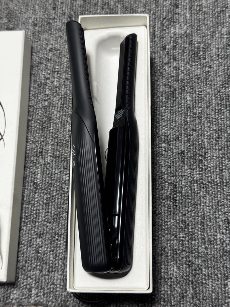 リファ ヘアアイロン