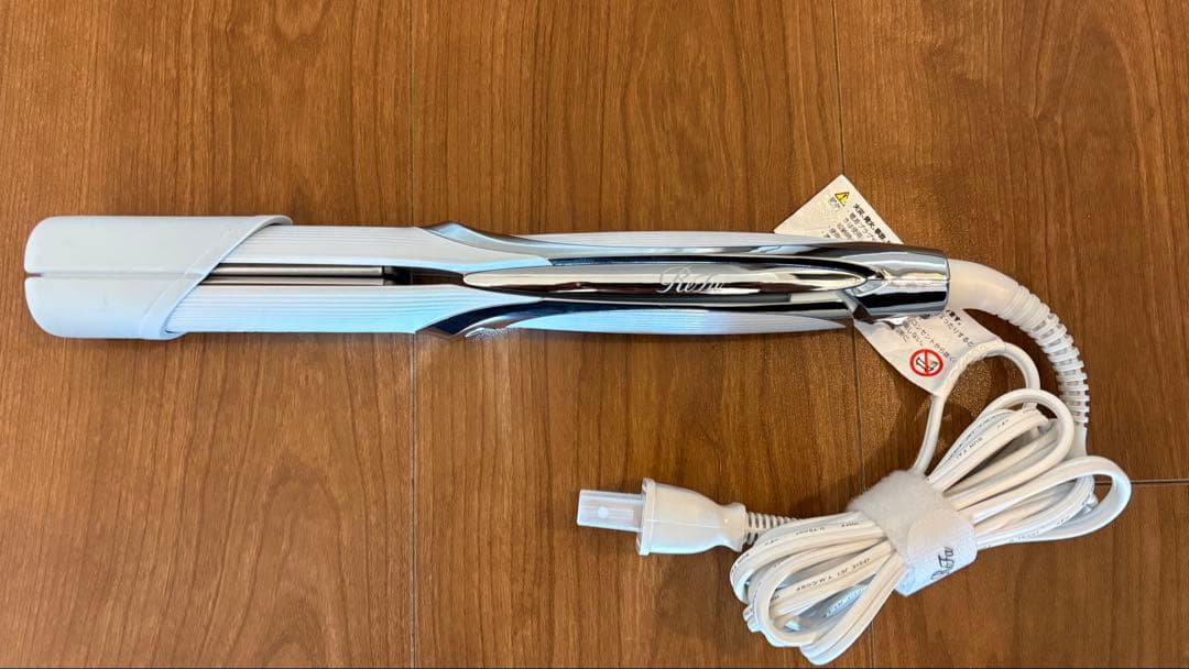 Refa リファ ストレートアイロン プロ 美品 25年購入 ホワイト