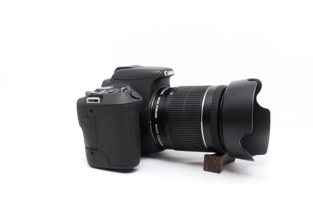 ショット数新品級❤️Canon kiss X9❤️Wi-Fi搭載✨一眼レフカメラ