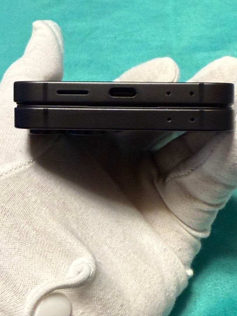 Galaxy Z flip 6 国内版256GB クラフテッドブラック限定カラー