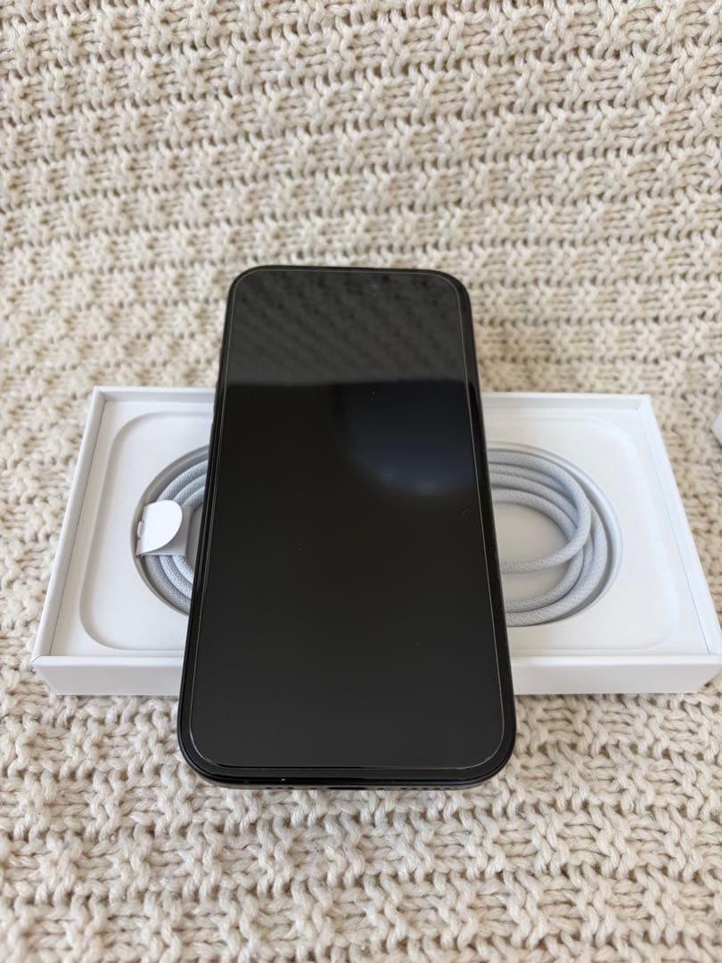 iPhone16 本体　128GB ブラック