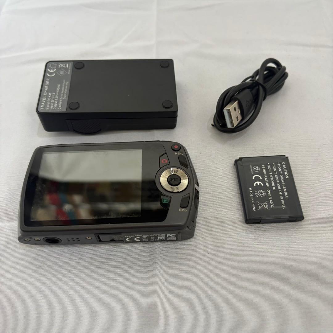 CASIO EXILIM EX-Z370 デジタルカメラ シルバー