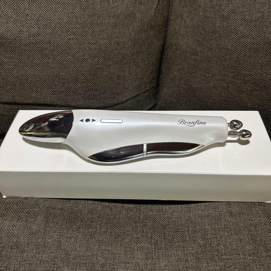 ブランフィーネ スーパー トリプルブースター EMS美顔器 ピカ子