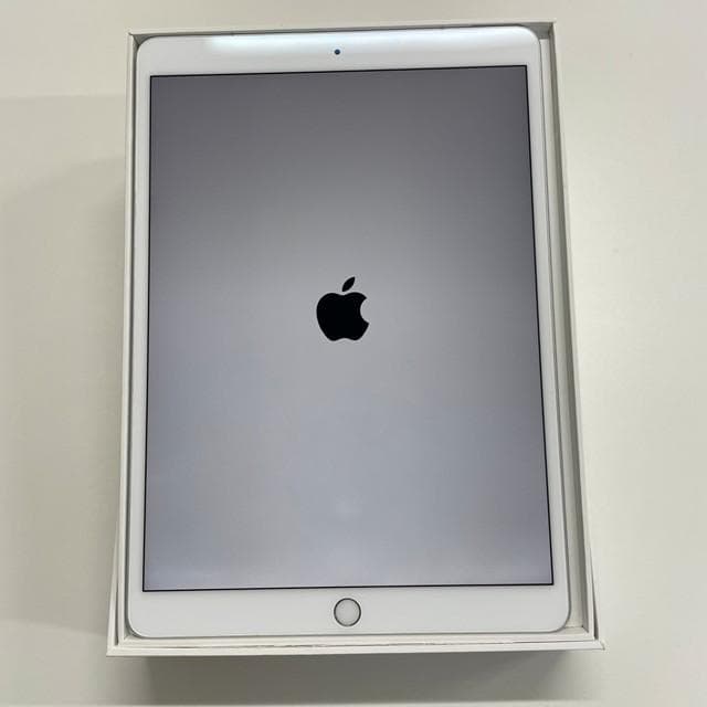iPad Air 第3世代 64GB Wi-Fi+Cellular シルバー③