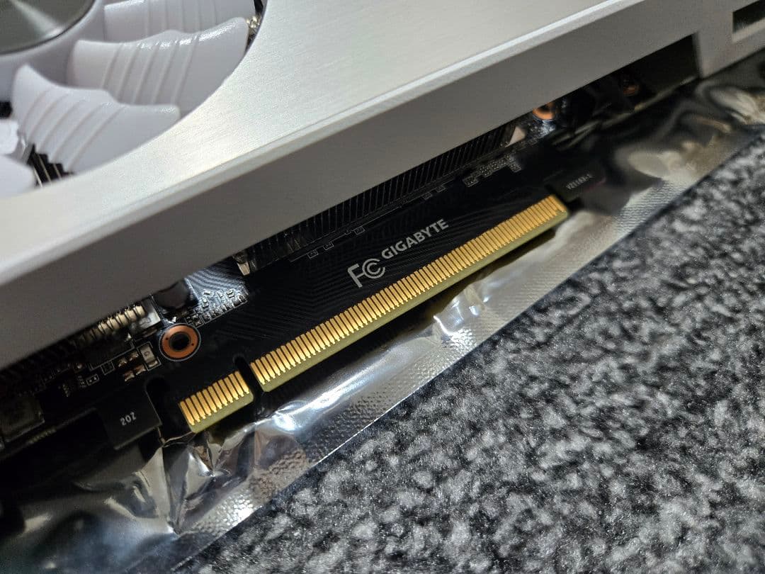 【Sai】GIGABYTE RTX3060 VISION OC 12GB