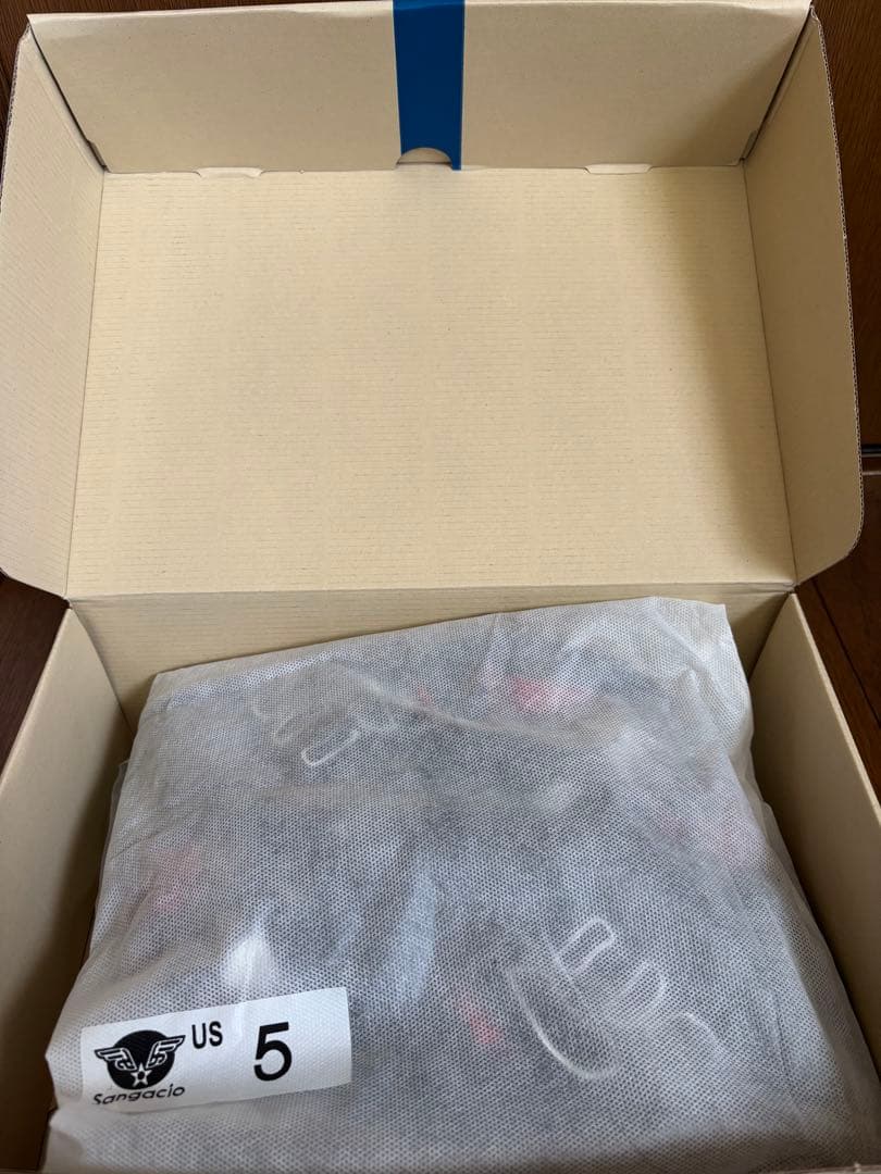 【新品未使用】 SANGACIO にゅ ハイカットスニーカー