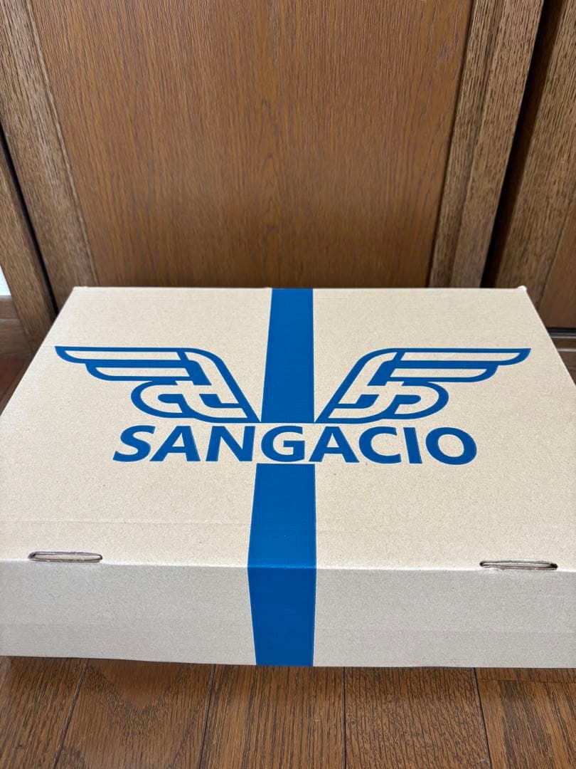 【新品未使用】 SANGACIO にゅ ハイカットスニーカー
