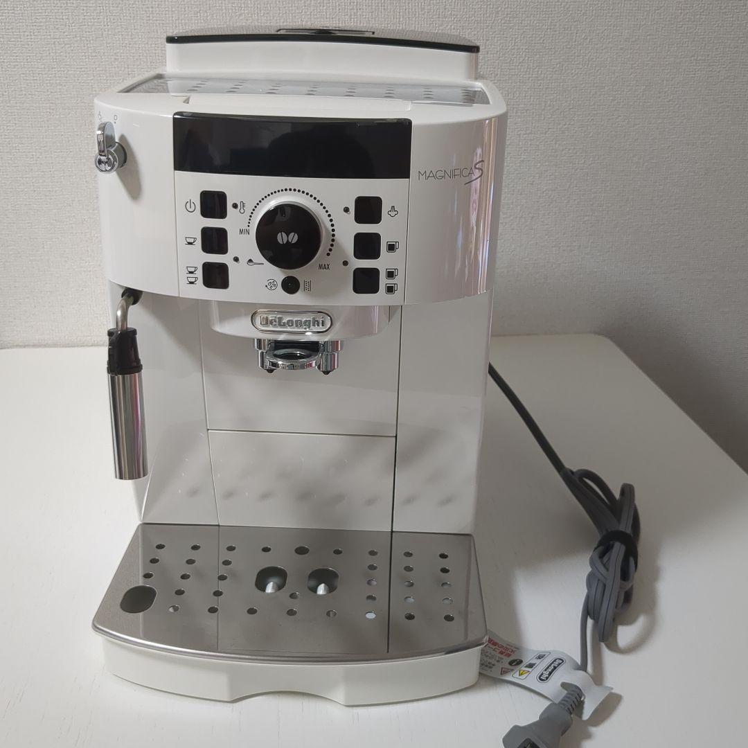 デロンギ　コーヒーマシン マグニフィカS ECAM22112W