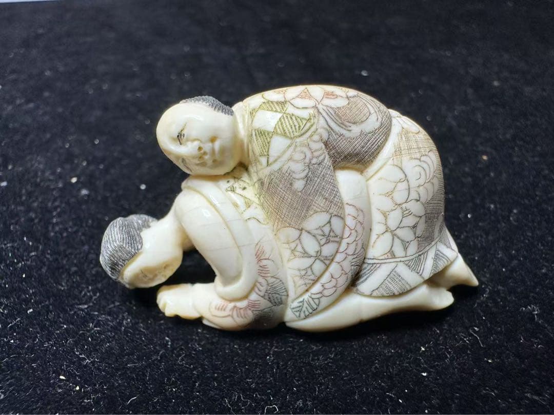 根付　置物　アンティーク　天然素材　彫刻 古美術品　細密細工　骨董コレクション